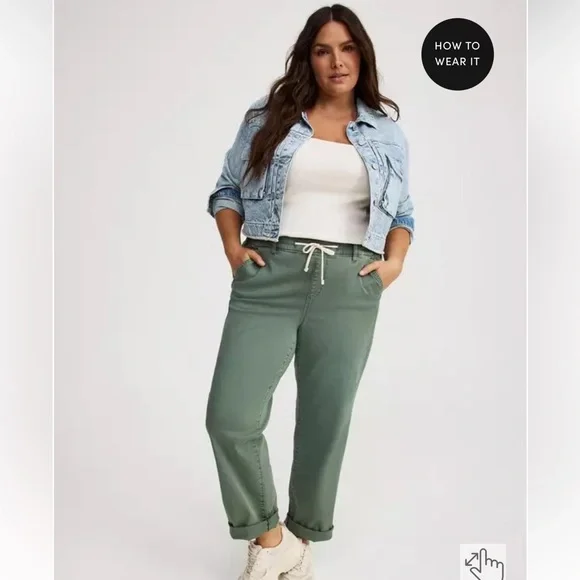 sz 2 TORRID Pull-On Weekend Straight Stretch Twill Pant NEW Dark Forest green - Picture 1 of 8